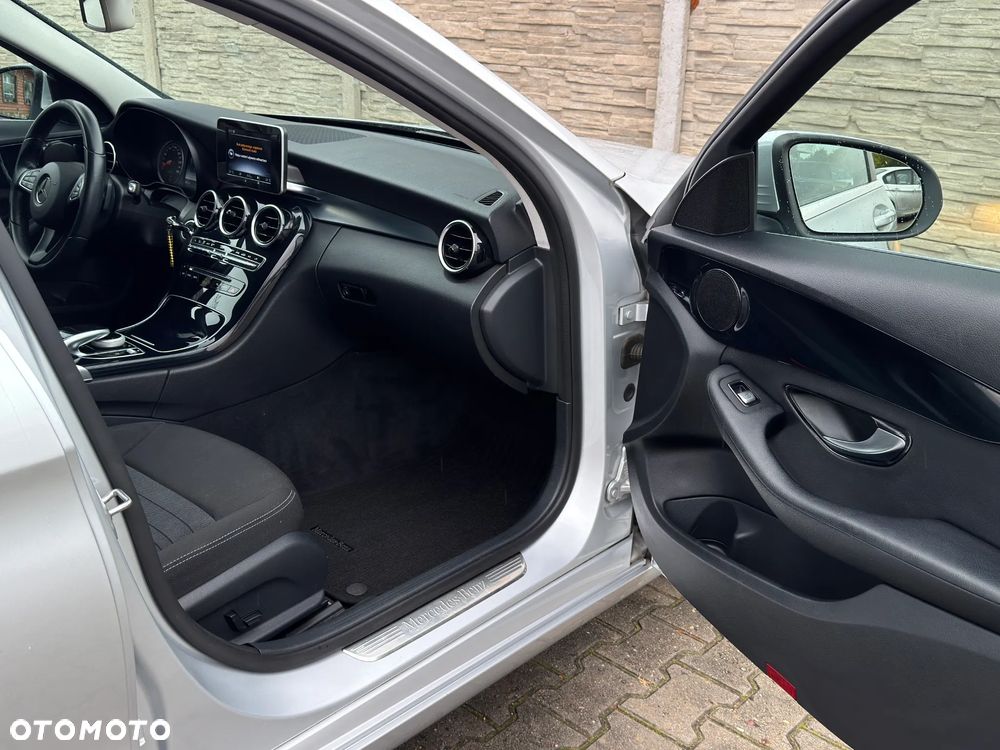 Mercedes-Benz Klasa C 200 (BlueTEC) d 7G-TRONIC - 13