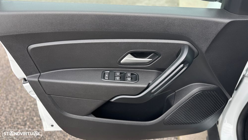 Dacia Duster 1.0 Van GPL IVA Dedutível - 33