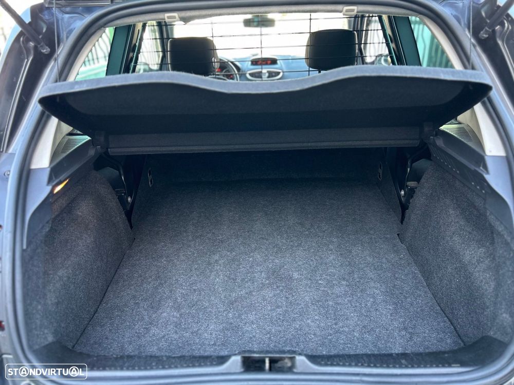 Renault Clio 1.5 dCi Dynamique S - 17