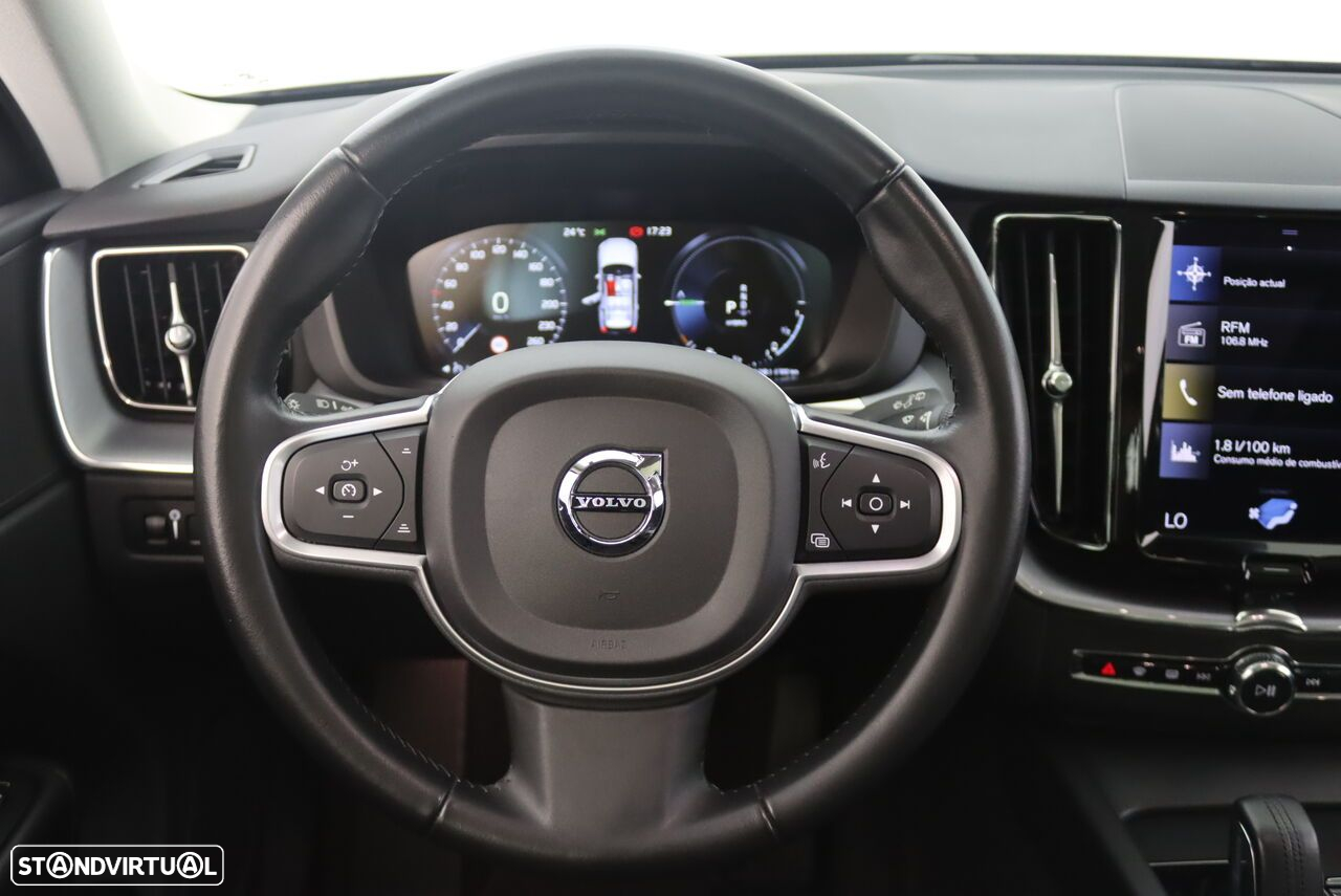 Volvo XC 60 2.0 T6 PHEV R-Design Expression AWD - 6