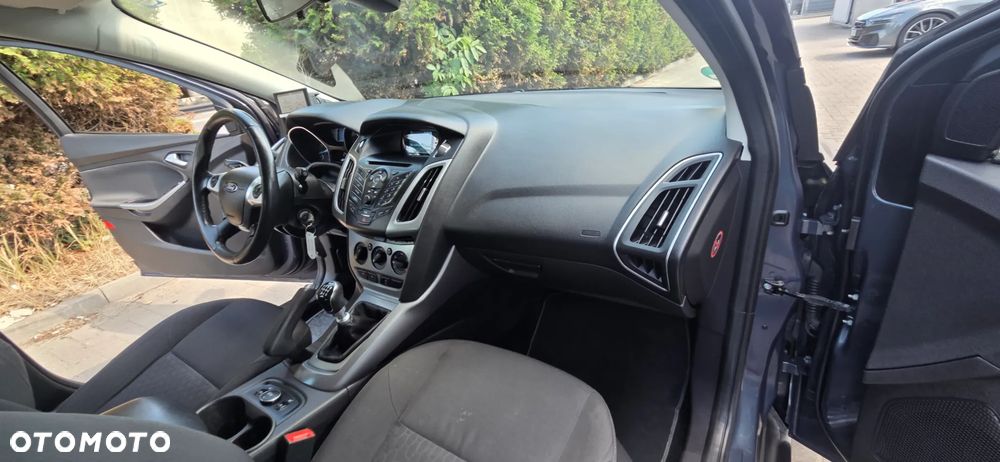 Ford Focus 1.0 EcoBoost STart-Stopp-System TITANIUM - 35