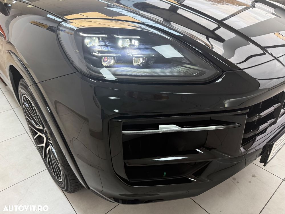 Porsche Cayenne Coupe Standard - 37