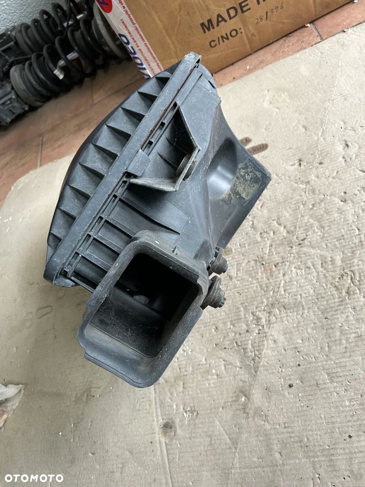 OBUDOWA FILTRA POWIETRZA DOLOT FORD MUSTANG V AR339600 - 3