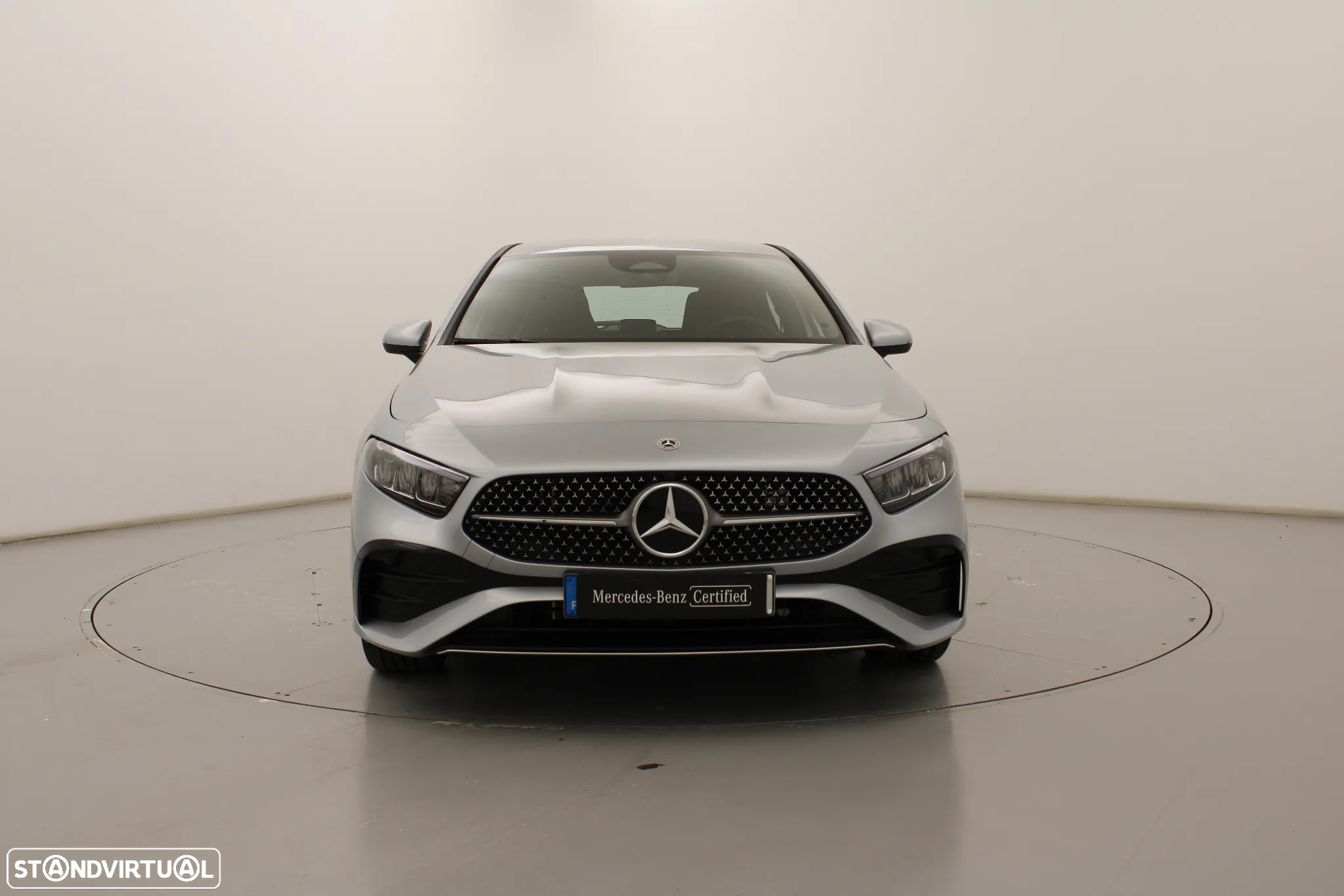 Mercedes-Benz A 250 e - 16