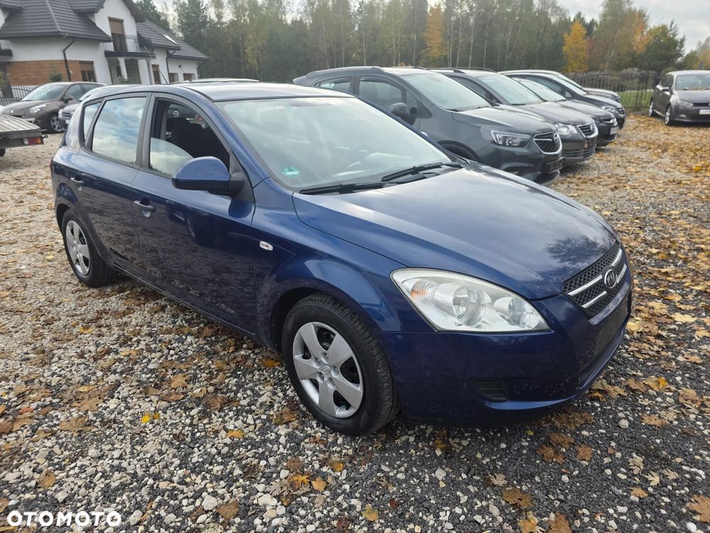 Kia Ceed 1.4 CVVT Attract - 10