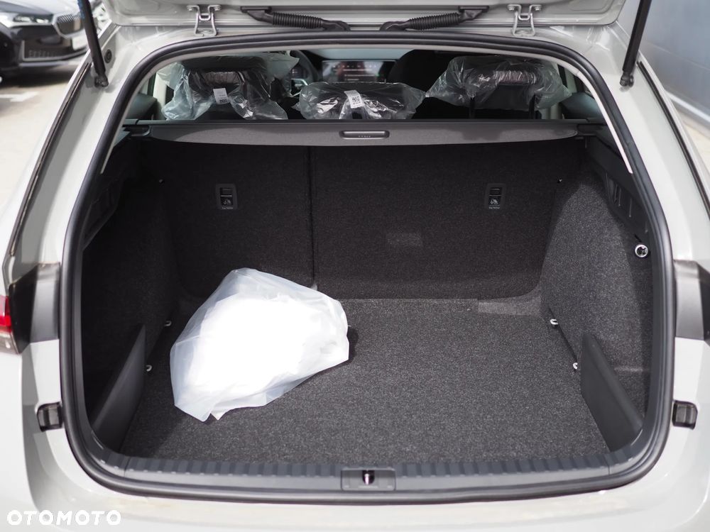 Skoda Octavia 1.5 TSI mHEV Drive Essence DSG - 20