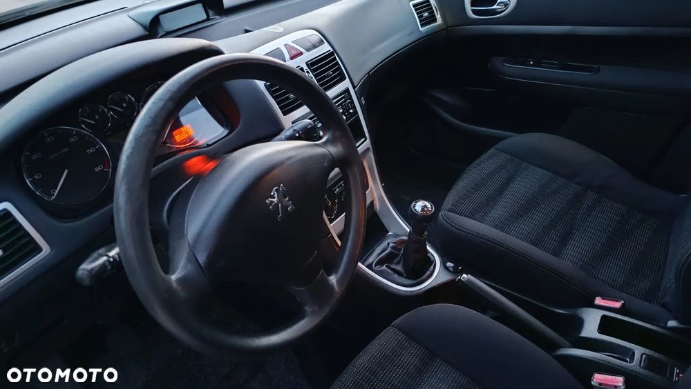 Peugeot 307 HDi Break 110 Premium - 20