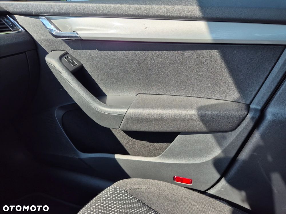 Skoda Octavia 2.0 TDI Green tec 4x4 Edition - 20