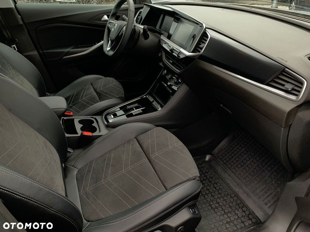Opel Grandland 1.2 T GS S&S - 15