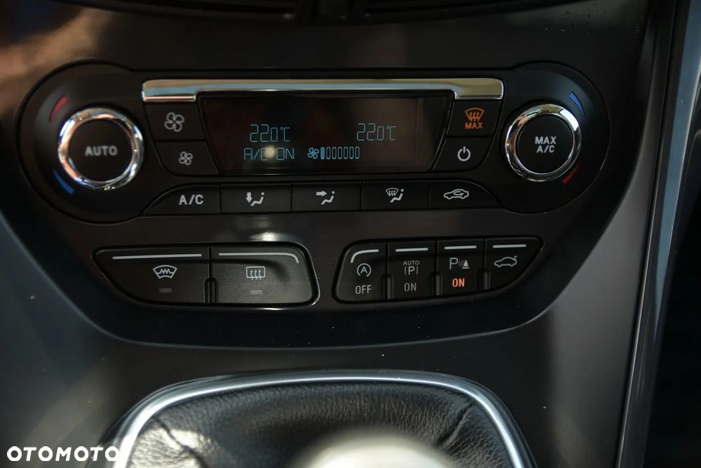 Ford Kuga 2.0 TDCi 4x4 Individual - 28