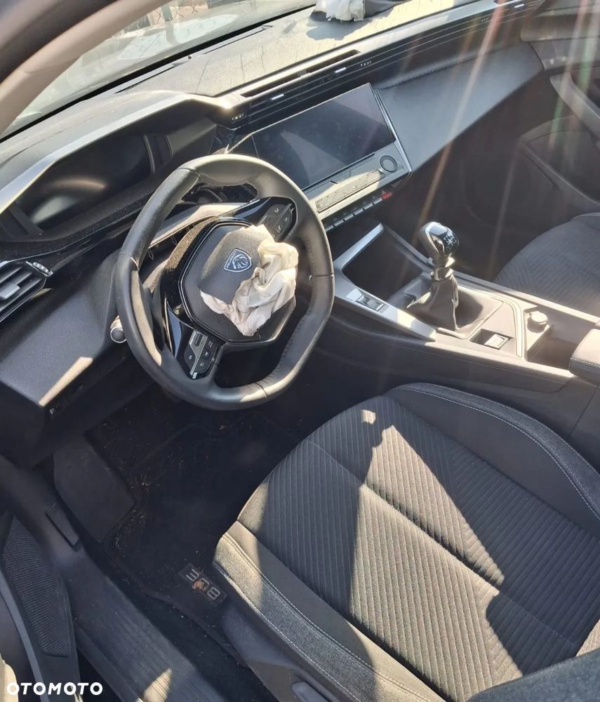 Peugeot 308 1.2 PureTech Active Pack S&S - 4