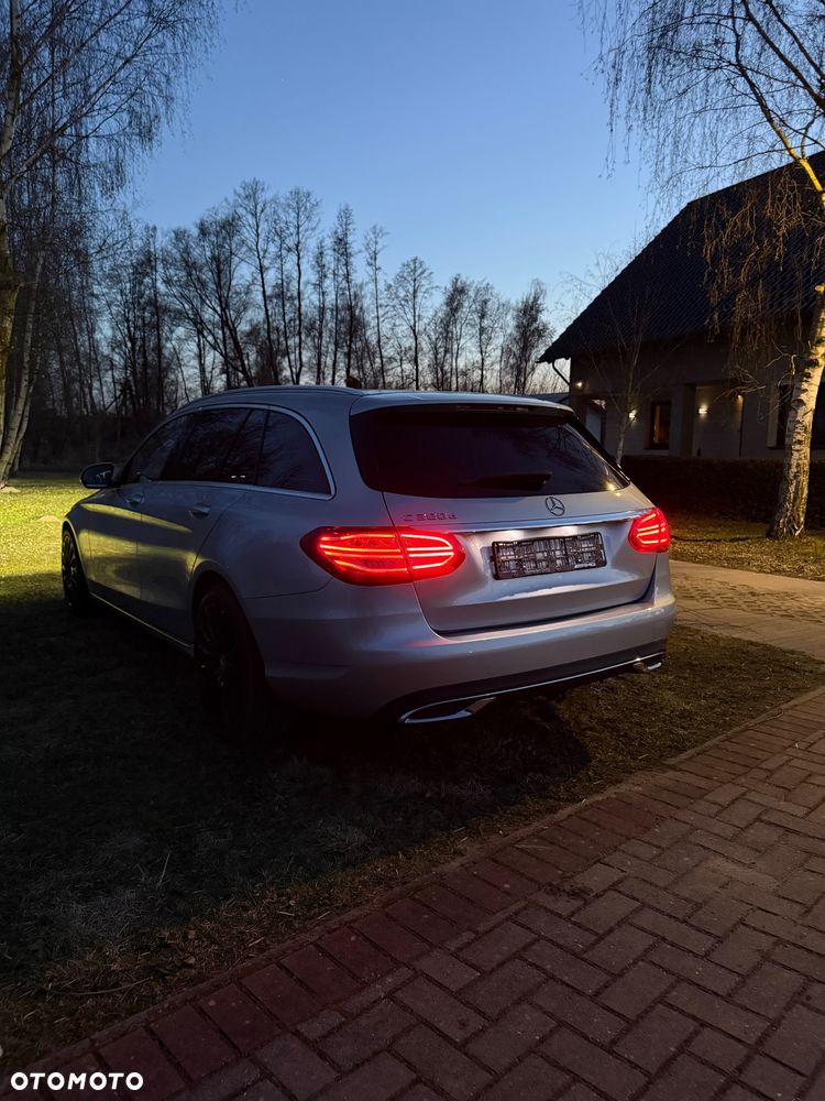 Mercedes-Benz Klasa C 300 d 9G-TRONIC Avantgarde - 33