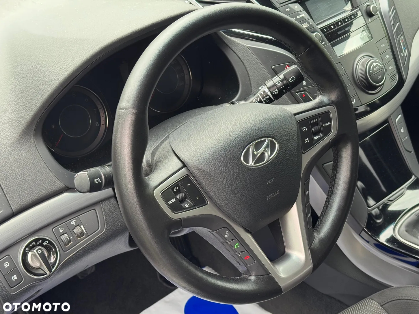 Hyundai i40 i40cw 2.0 Premium - 24