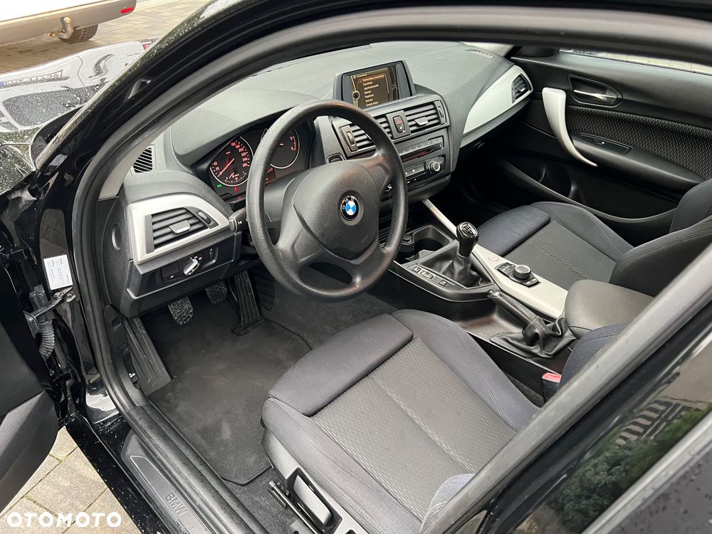 BMW Seria 1 - 37