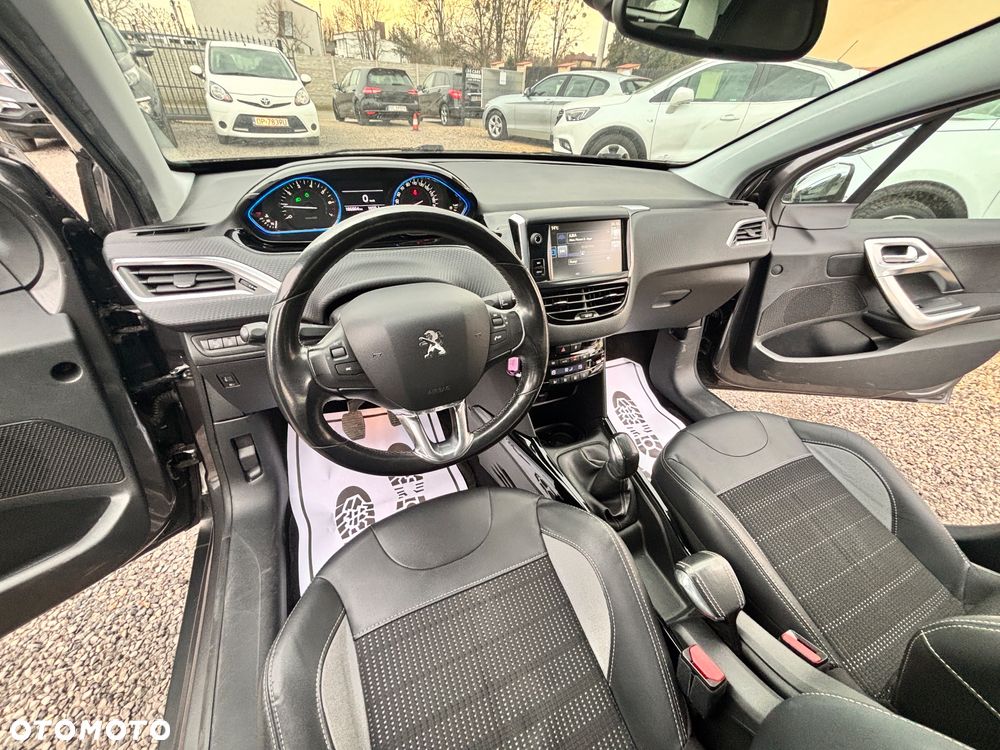 Peugeot 2008 1.6 VTi Allure - 11