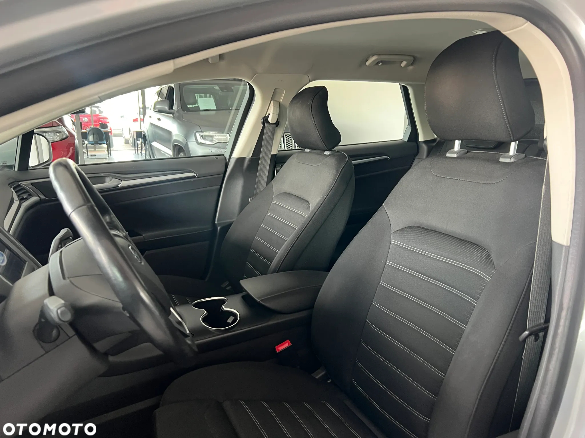Ford Mondeo 2.0 EcoBlue Titanium - 19