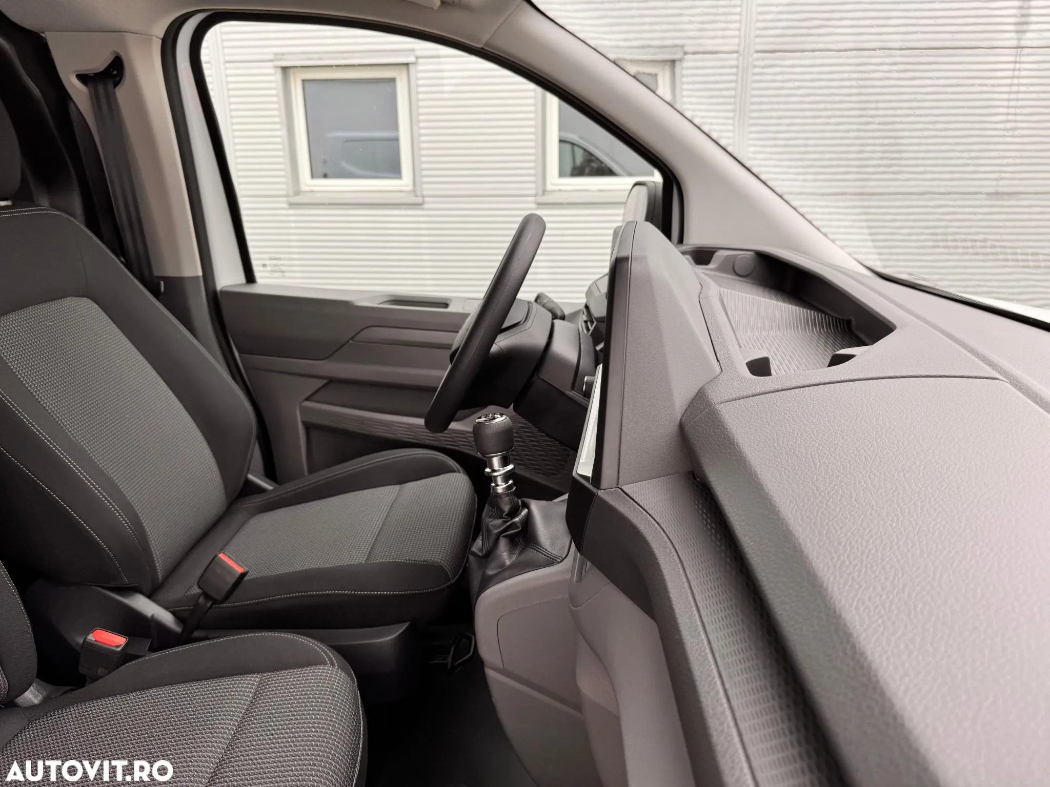 Volkswagen Transporter - 22