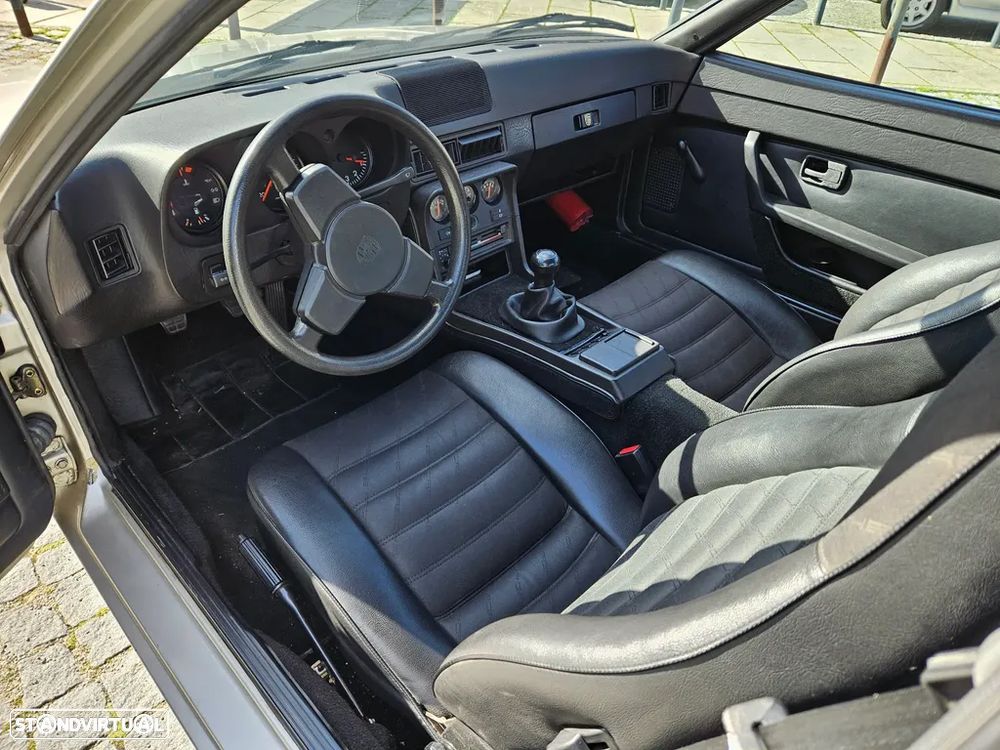 Porsche 924 - 6