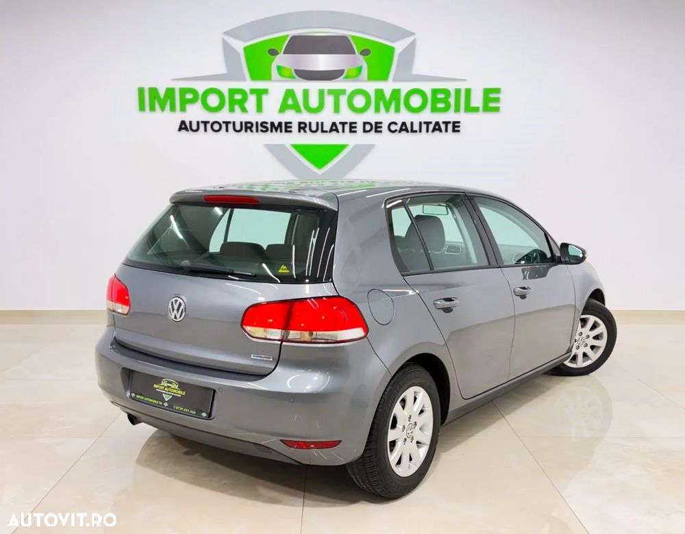 Volkswagen Golf 1.6 TDI DPF Comfortline - 12