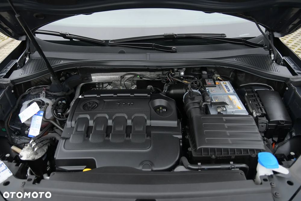 Volkswagen Tiguan - 38