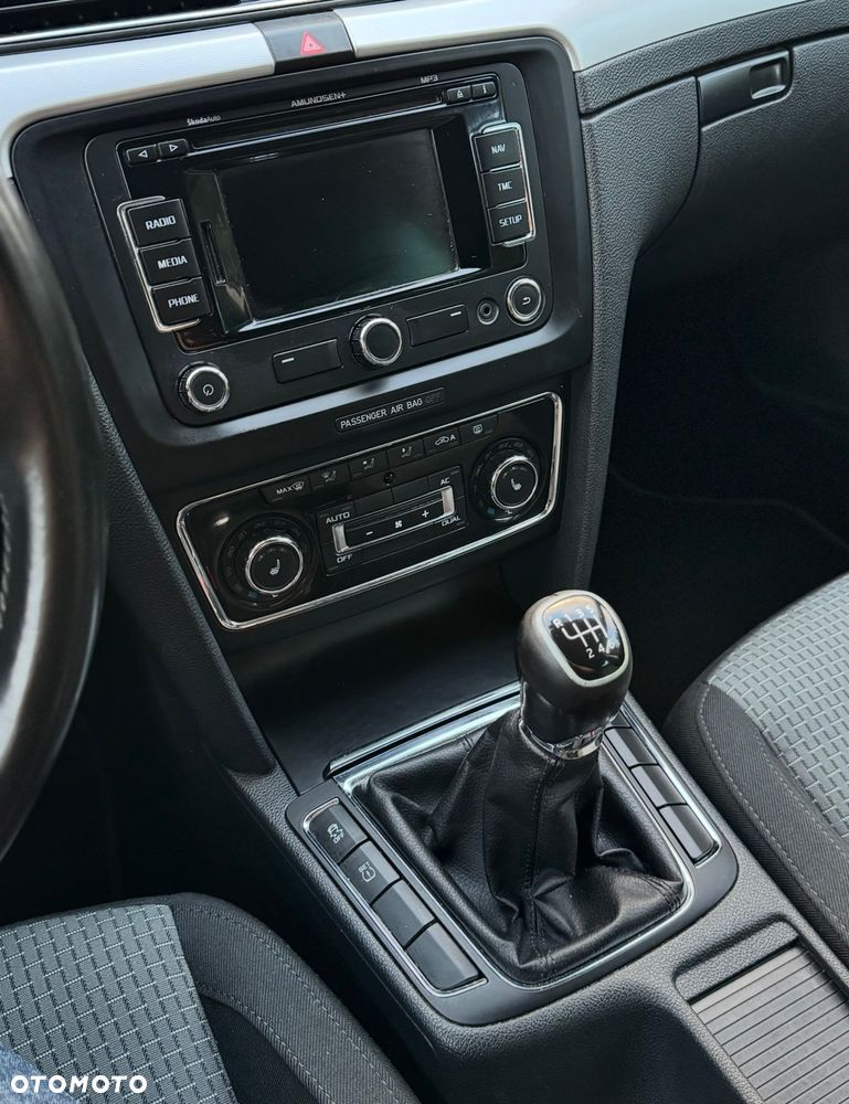 Skoda Superb 1.4 TSI Exclusive - 14