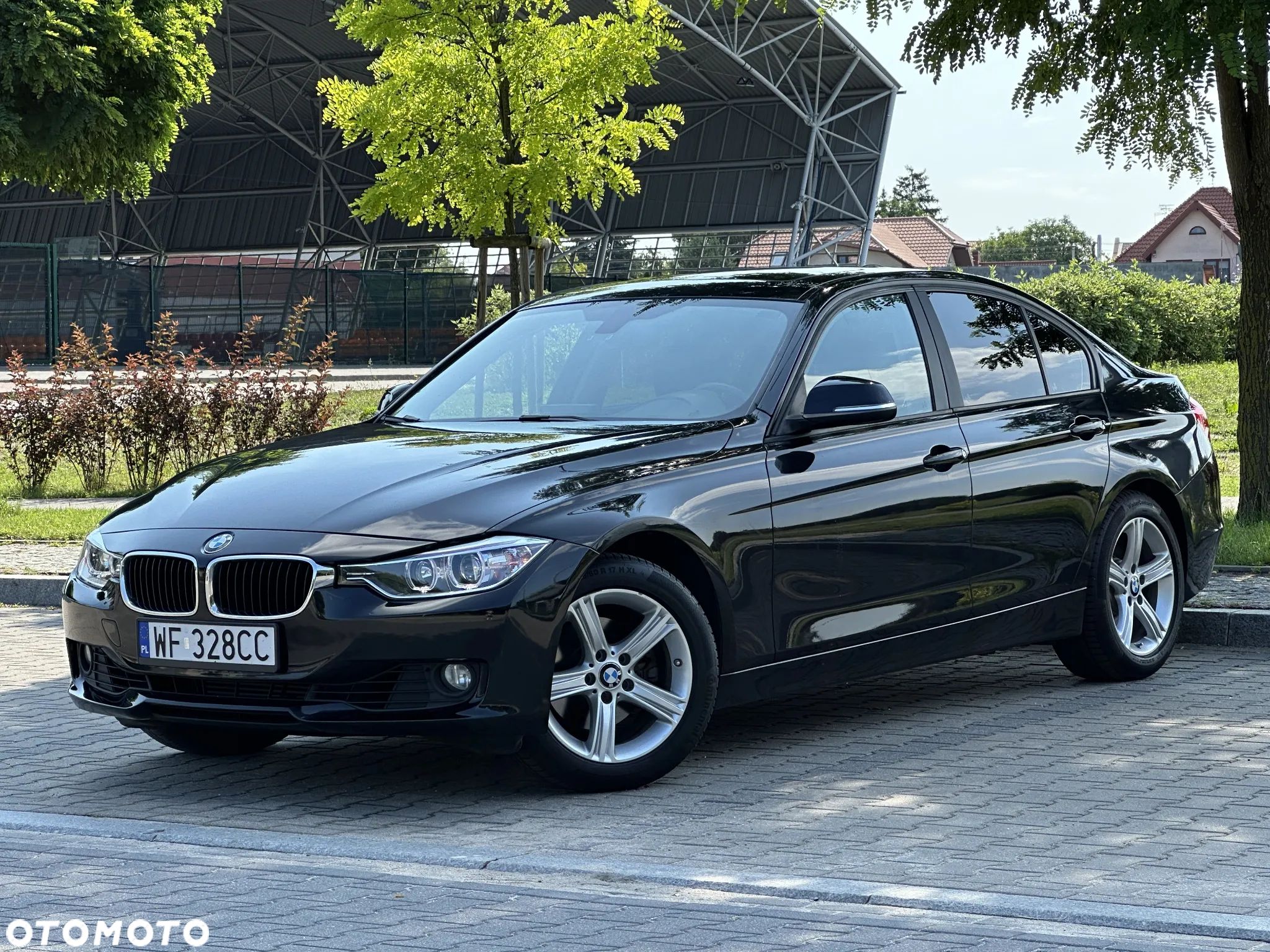 BMW Seria 3 328i xDrive Luxury Line - 1