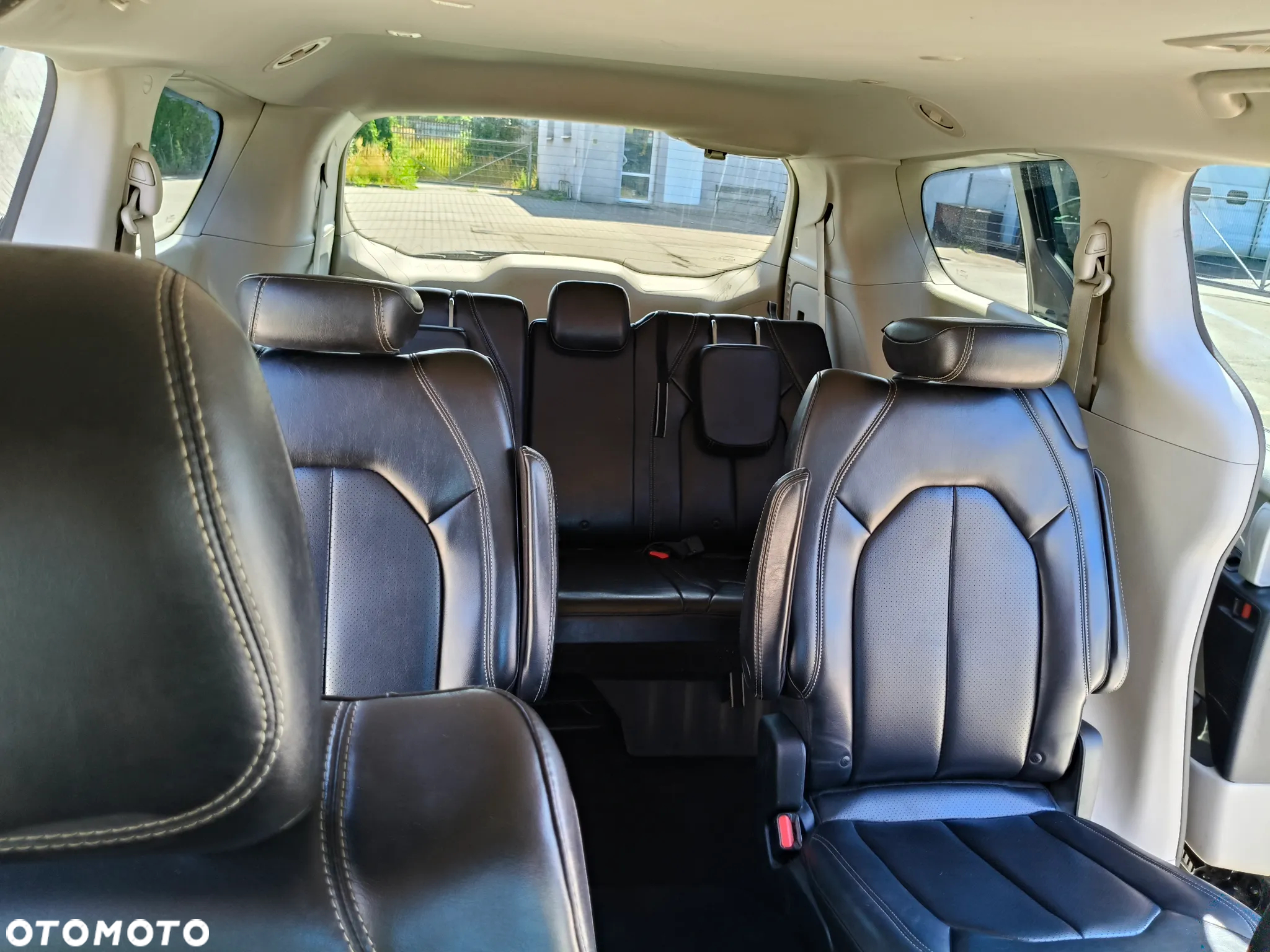 Chrysler Voyager - 7
