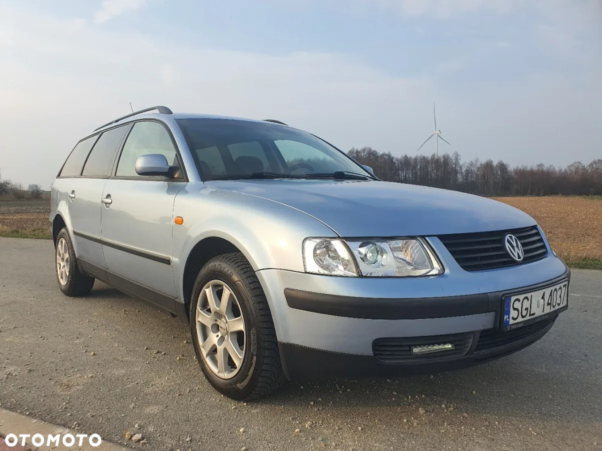 Volkswagen Passat 1.8 Comfortline - 34