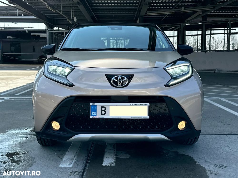 Toyota Aygo X 1.0l CVT Exclusive - 2