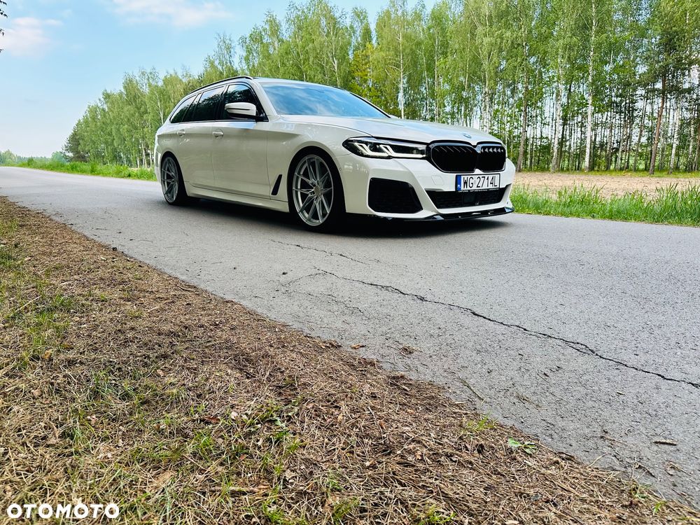 BMW Seria 5 540d xDrive mHEV M Sport sport - 9