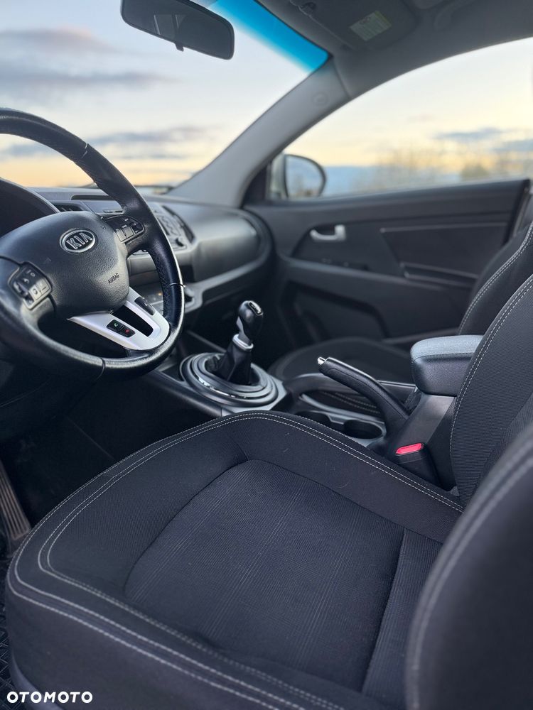 Kia Sportage 1.7 CRDI 2WD Vision - 17