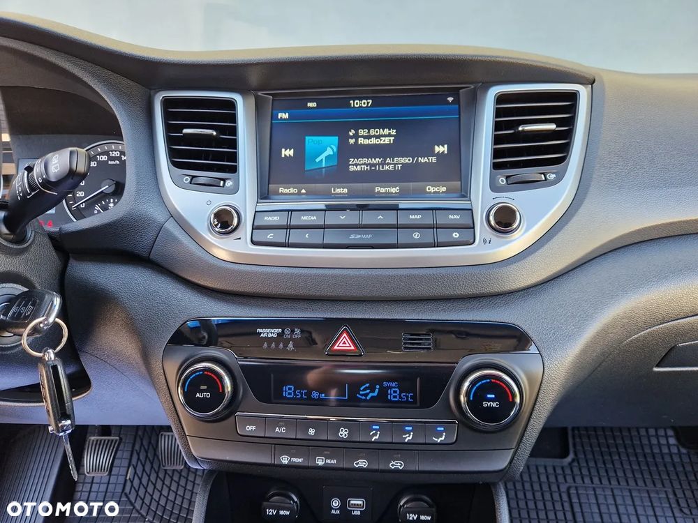 Hyundai Tucson blue 1.6 GDi 2WD Navi - 27