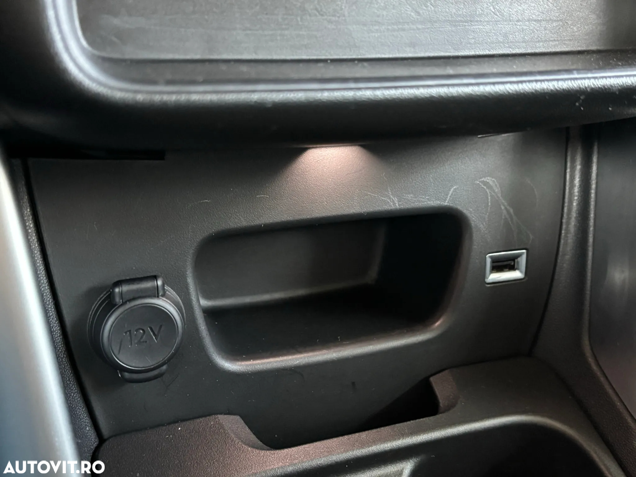 Citroën C3 AIRCROSS BlueHDI 100 Stop & Start Shine - 32