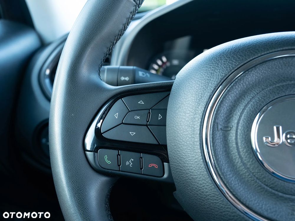 Jeep Renegade 1.3 T-GDI 4xe Automatik Limited - 23