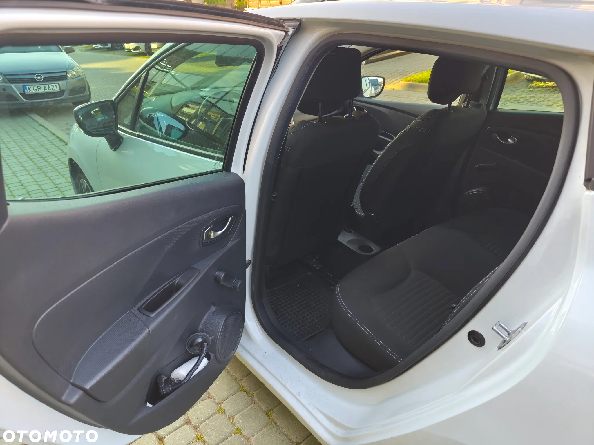 Renault Clio 1.5 dCi Alize - 23