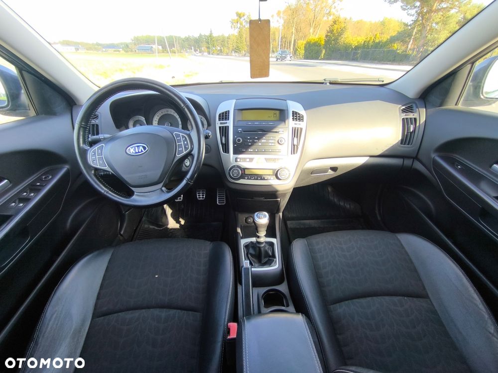 Kia Ceed 1.6 Crdi Comfort - 17