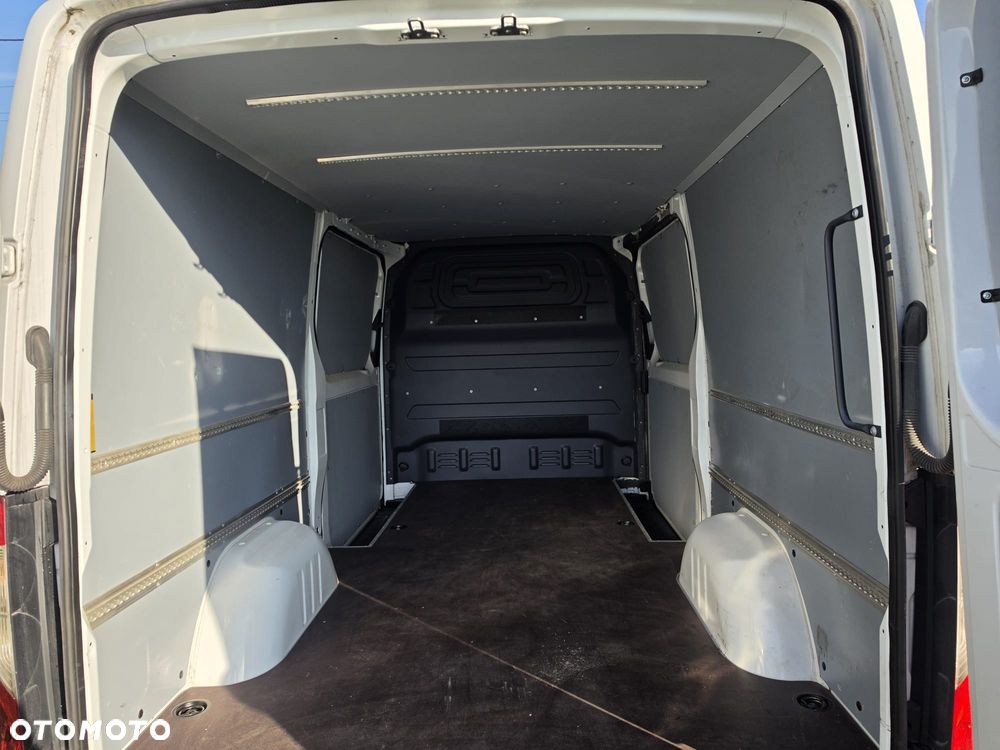 Mercedes-Benz SPRINTER 316 - 9