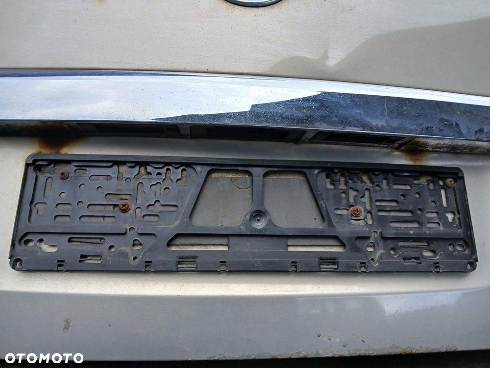Opel Zafira B klapa bagażnika - 3