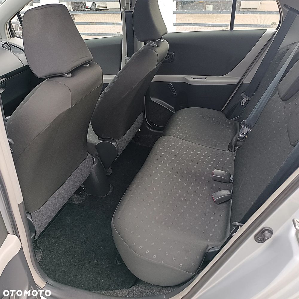 Toyota Yaris - 6