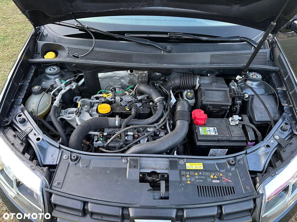 Dacia Sandero - 32