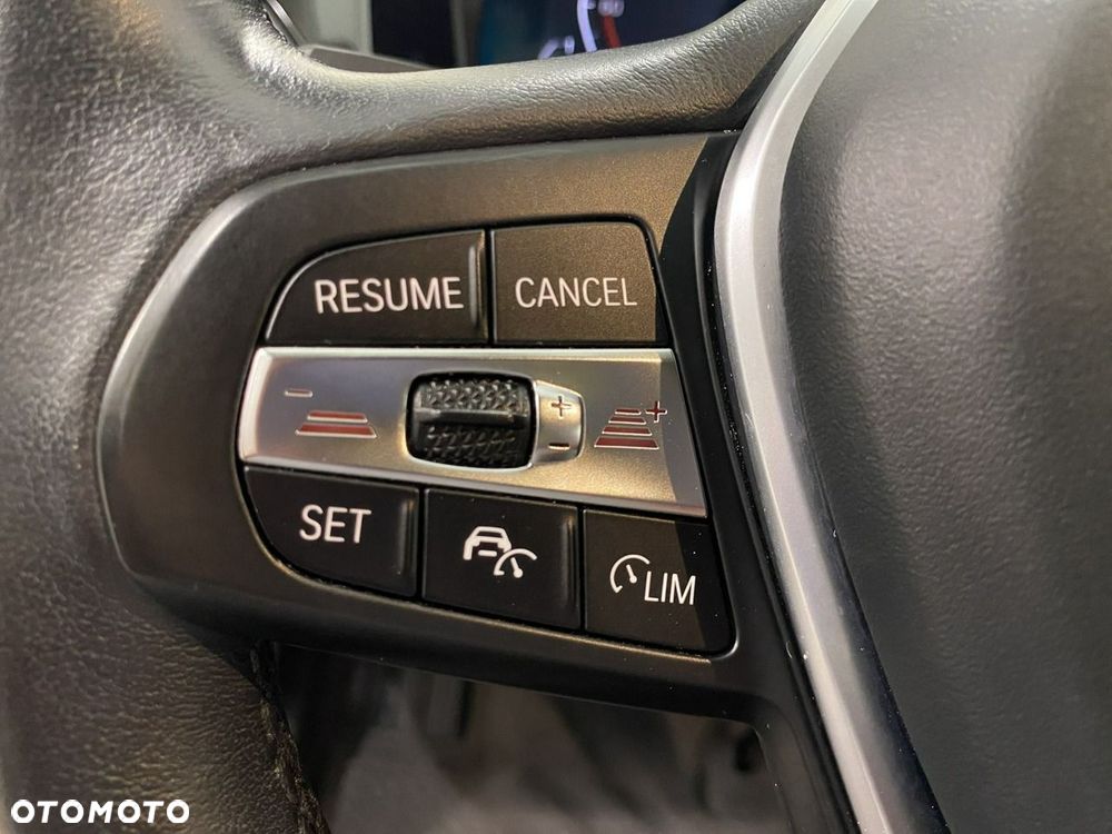 BMW Seria 3 - 24