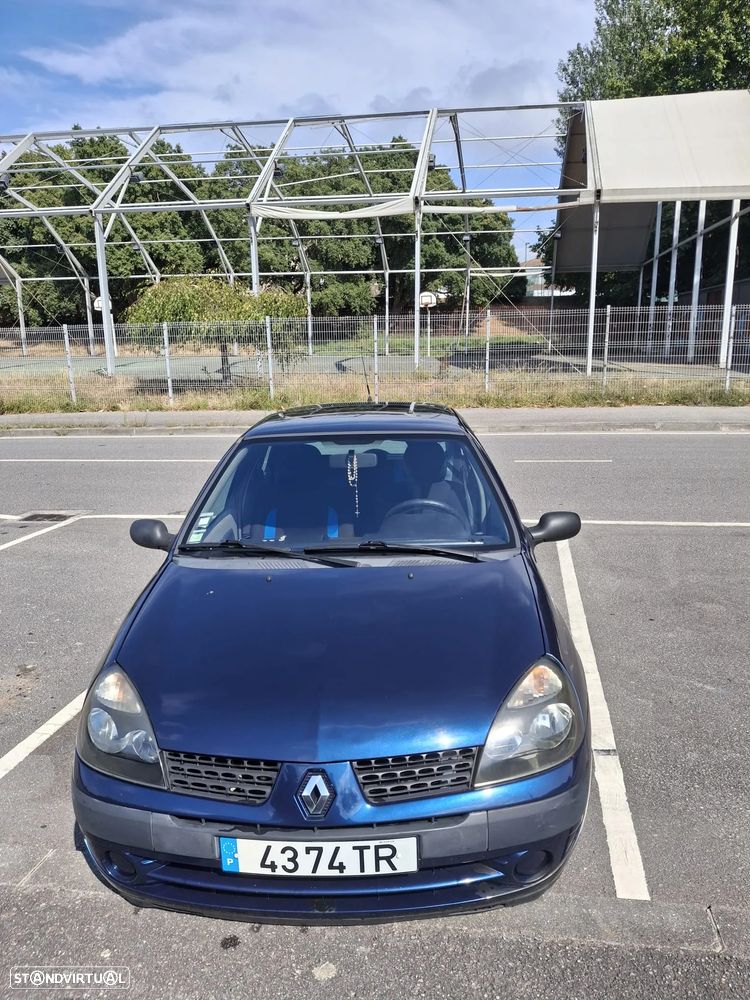 Renault Clio - 2