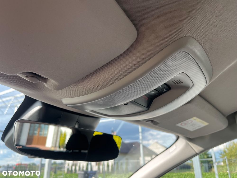 Volvo XC 60 - 32