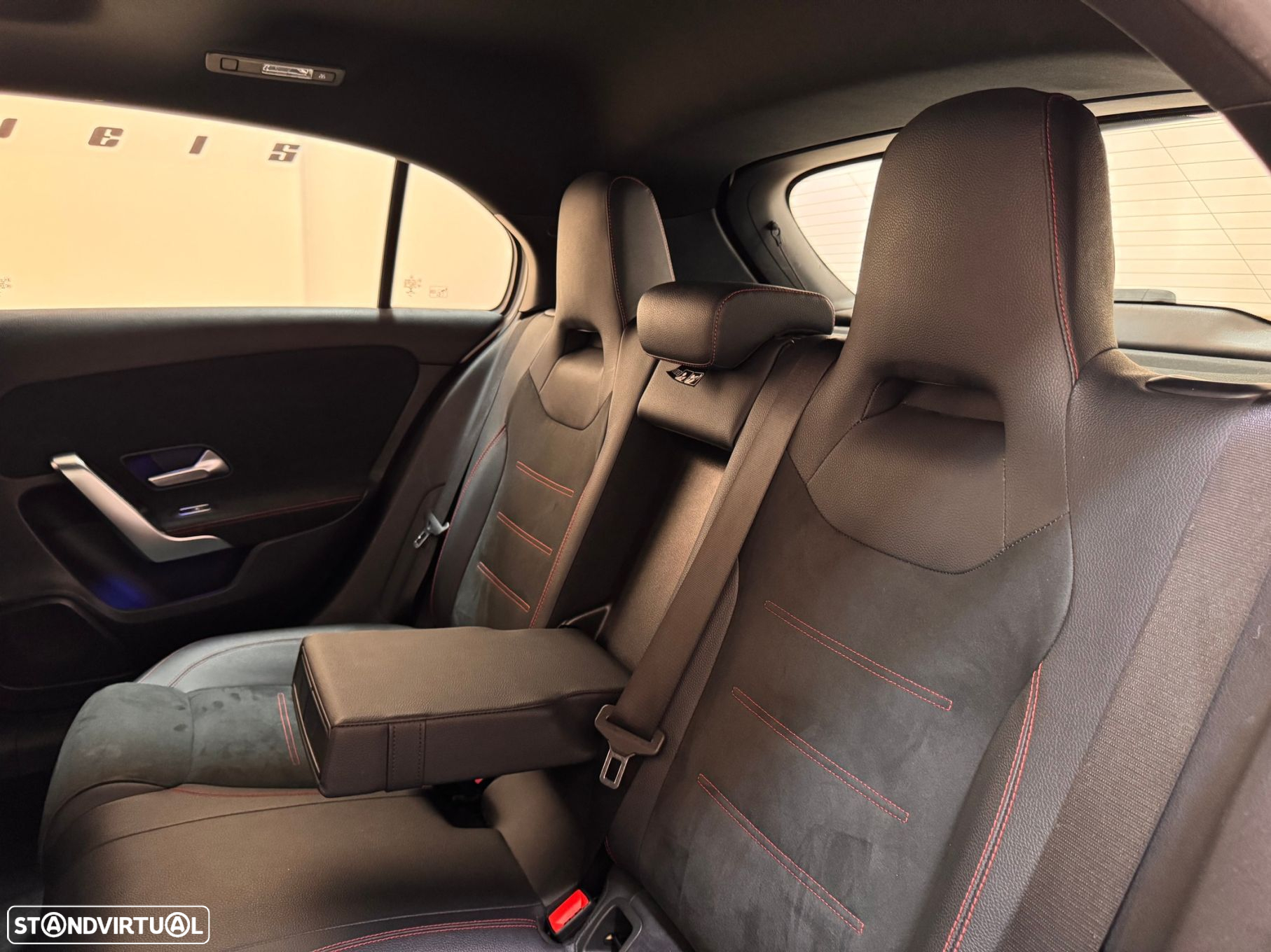 Mercedes-Benz A 250 e AMG Line - 51