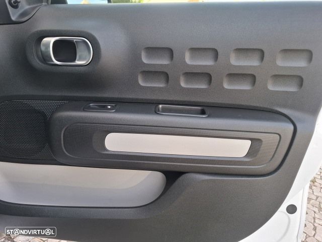 Citroën C3 Pure Tech Live - 37