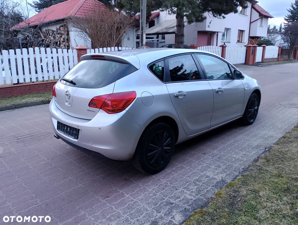 Opel Astra 1.4 Turbo Innovation - 5