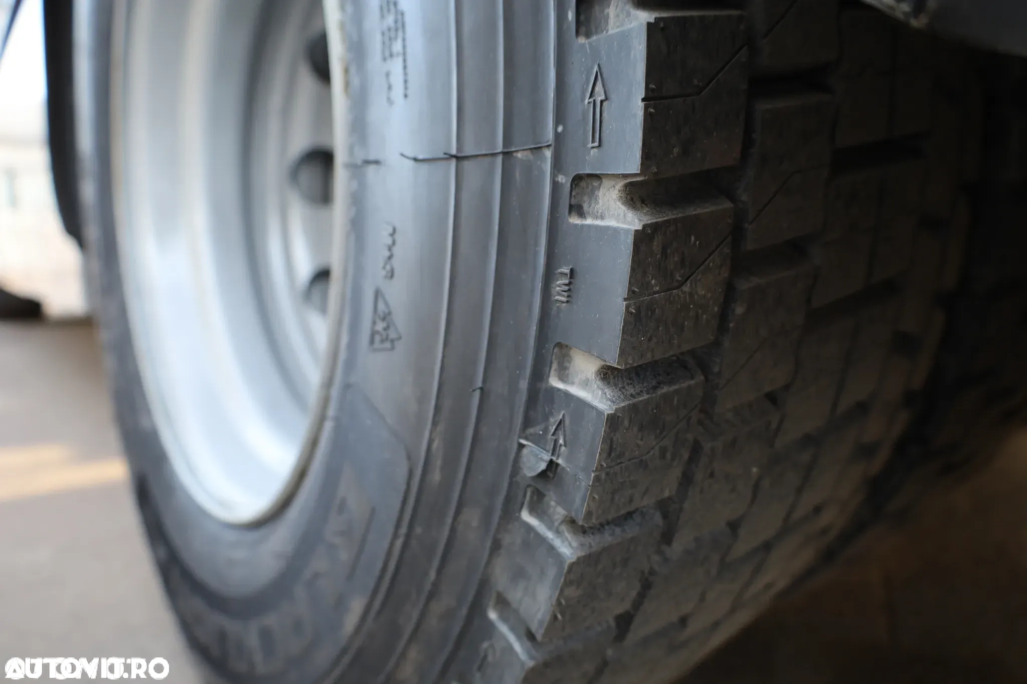 Volvo FMX 450 6X4 - 4