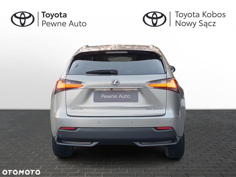 Lexus NX 300h Comfort AWD - 6