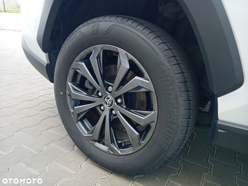 Toyota RAV4 - 10