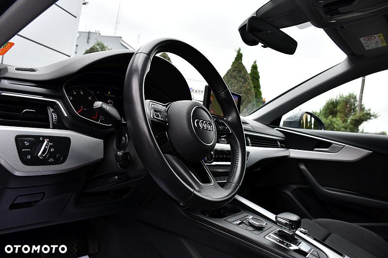 Audi A4 Avant 35 TFSI Sport S tronic - 10